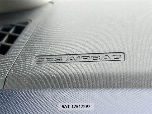 Toyota AQUA 2017-03 260477-25