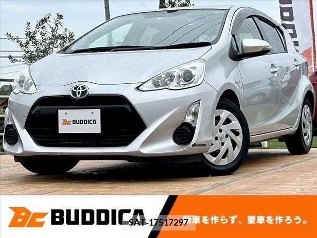 Toyota AQUA 2017-03 260477-0