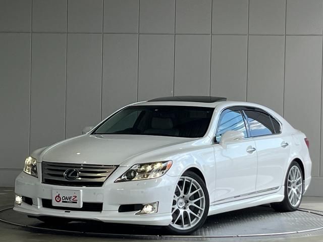 Lexus LS 2011-03 184668-0