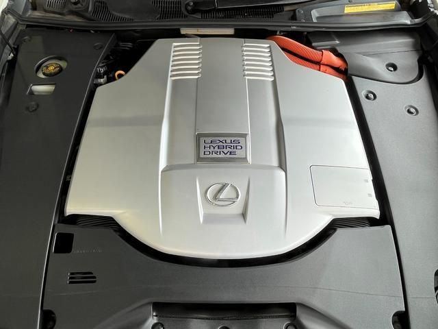 Lexus LS 2011-03 184668-14