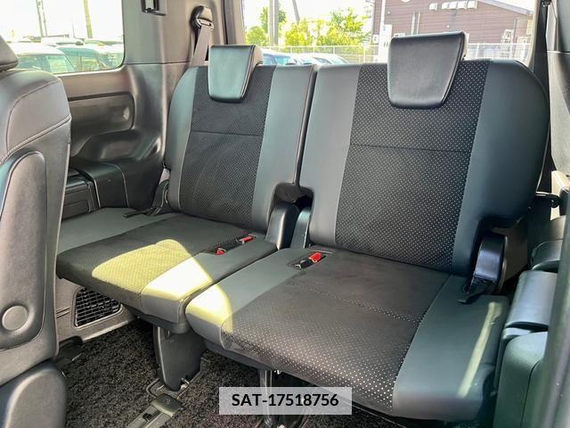 Toyota VOXY 2020-11 346677-18