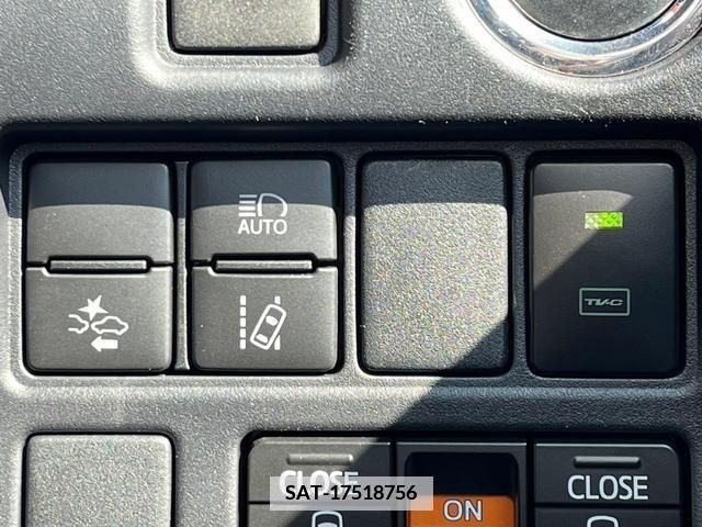 Toyota VOXY 2020-11 346677-15