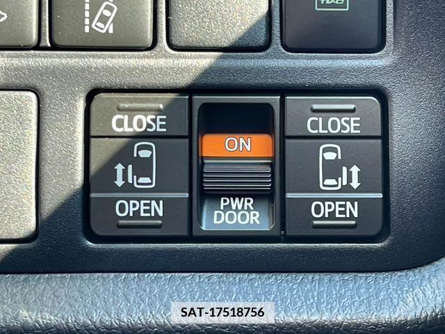 Toyota VOXY 2020-11 346677-14