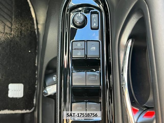 Toyota VOXY 2020-11 346677-13