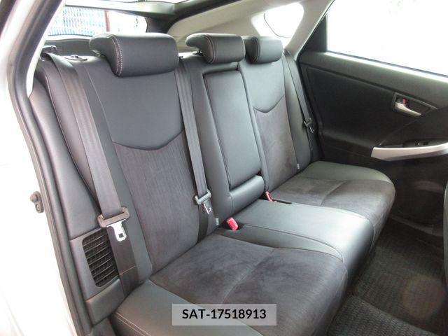 Toyota PRIUS PHV 2012-09 201165-7