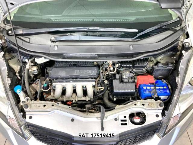 Honda FIT 2011-06 269468-18