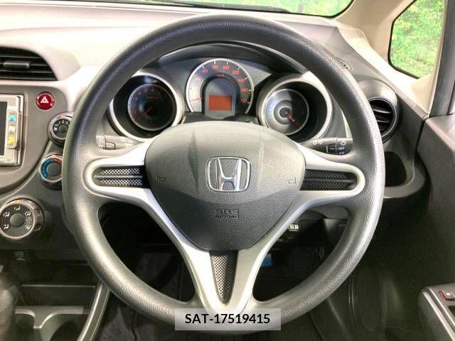 Honda FIT 2011-06 269468-11