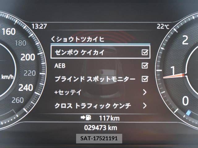 Jaguar E-PACE 2019-03 233510-9