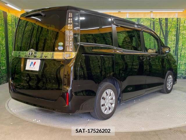 Toyota VOXY 2016-02 394952-17