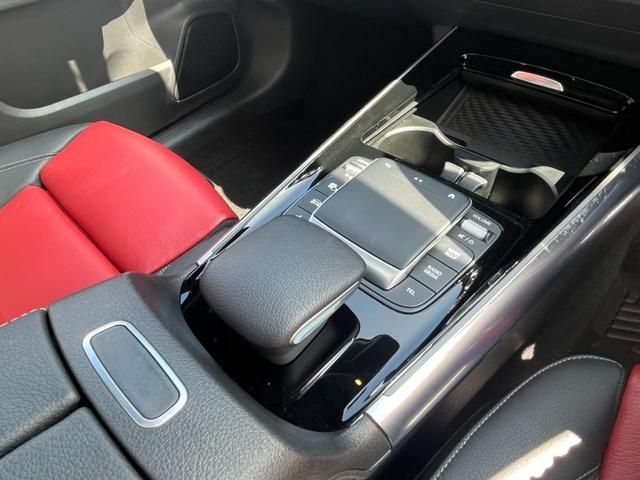 Mercedes Benz GLA-CLASS 2020-10 11214-11