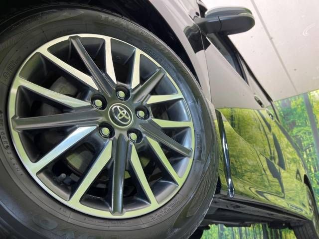 Toyota VOXY 2017-05 192503-14