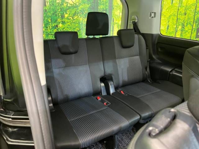 Toyota VOXY 2017-05 192503-10