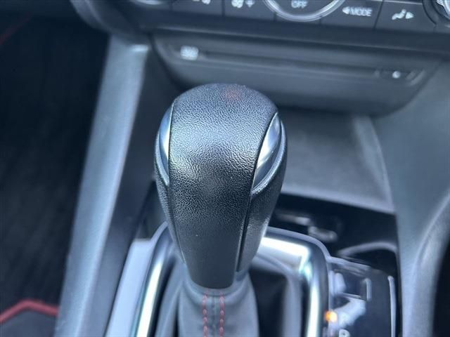 Mazda AXELA SPORT 2014-09 18109-25