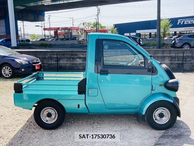 Daihatsu MIDGET II 1996-01 246843-3