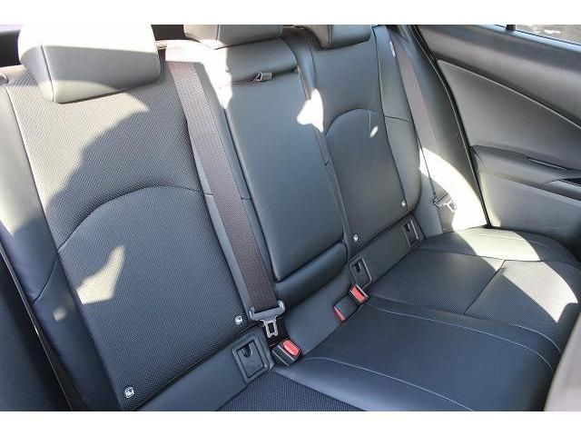 Lexus UX 2020-03 191855-13