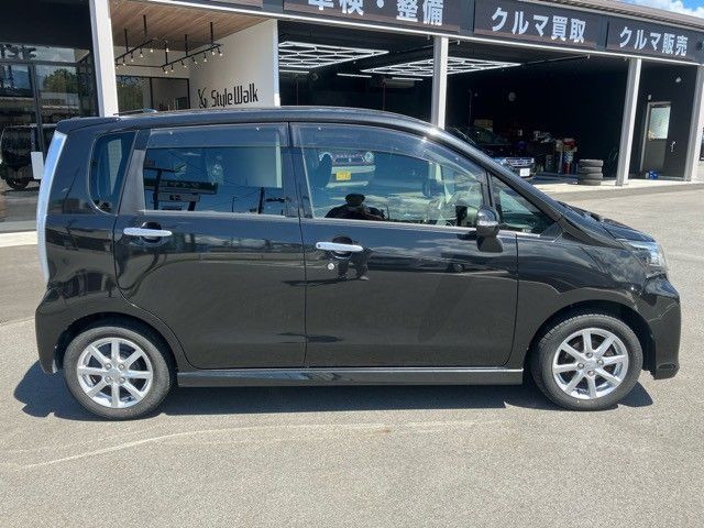 Daihatsu MOVE 2013-06 6958-4