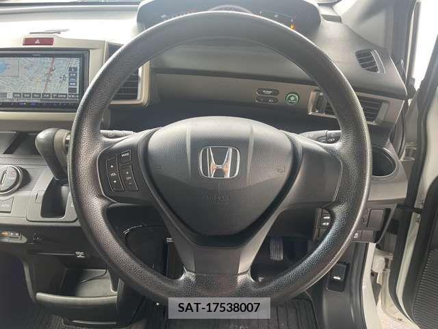 Honda FREED SPIKE 2014-08 270674-12