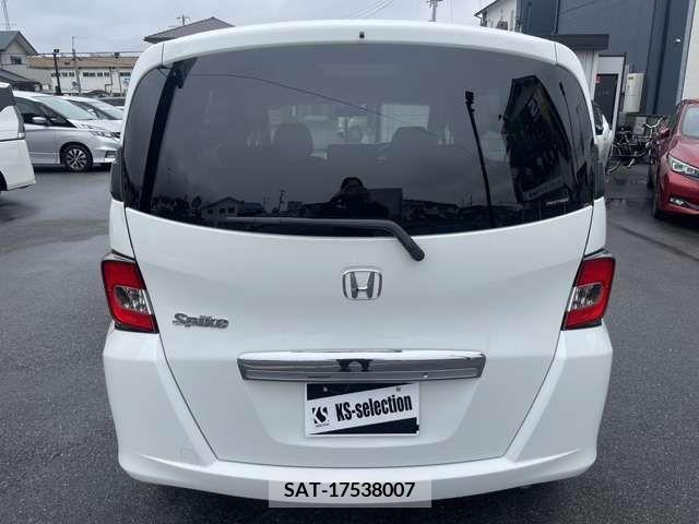 Honda FREED SPIKE 2014-08 270674-3