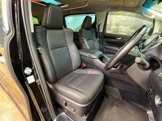Toyota ALPHARD 2021-04 10688-9