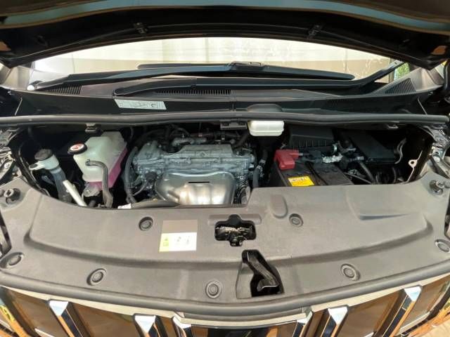 Toyota ALPHARD 2021-04 10688-19