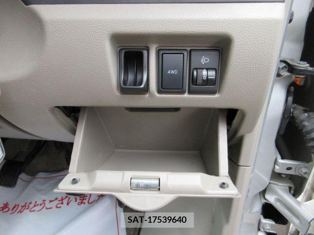 Suzuki EVERY 2012-07 214425-15