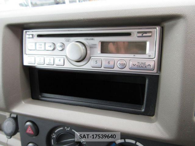 Suzuki EVERY 2012-07 214425-17