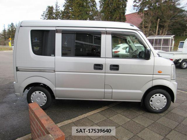 Suzuki EVERY 2012-07 214425-5