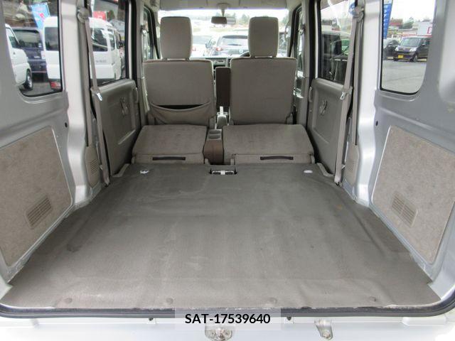 Suzuki EVERY 2012-07 214425-11