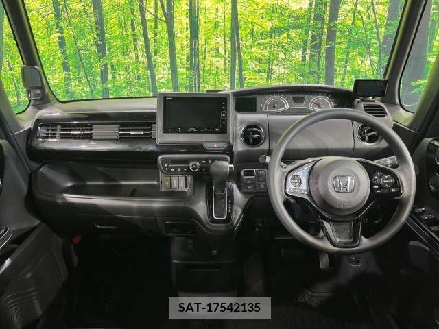 Honda N BOX CUSTOM 2022-03 278962-1