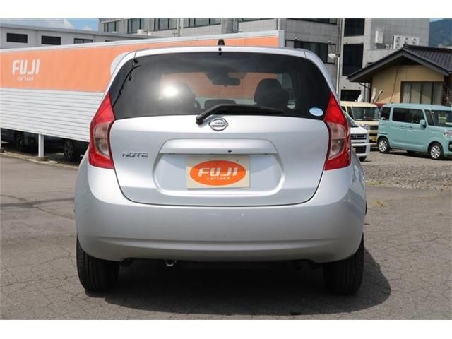 Nissan NOTE 2015-11 11527-24