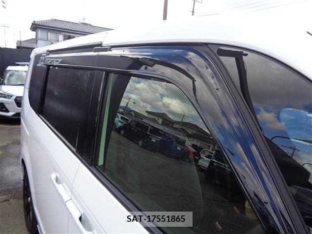 Honda STEP WGN 2023-08 385651-7