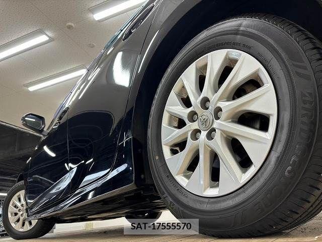 Toyota PRIUS 2017-06 393306-19