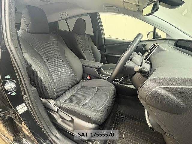 Toyota PRIUS 2017-06 393306-4
