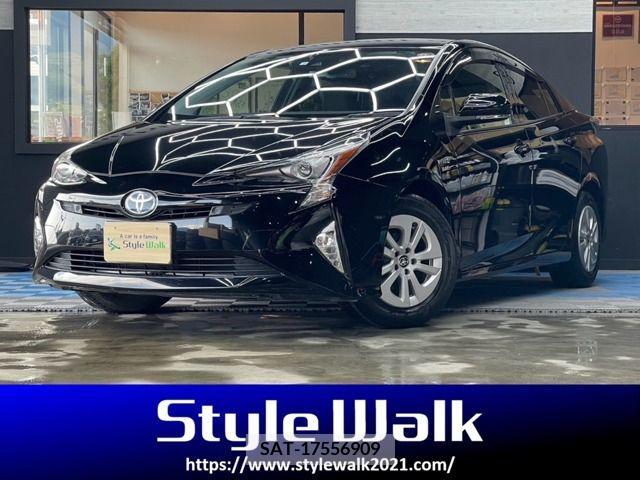Toyota PRIUS 2018-02 377874-0