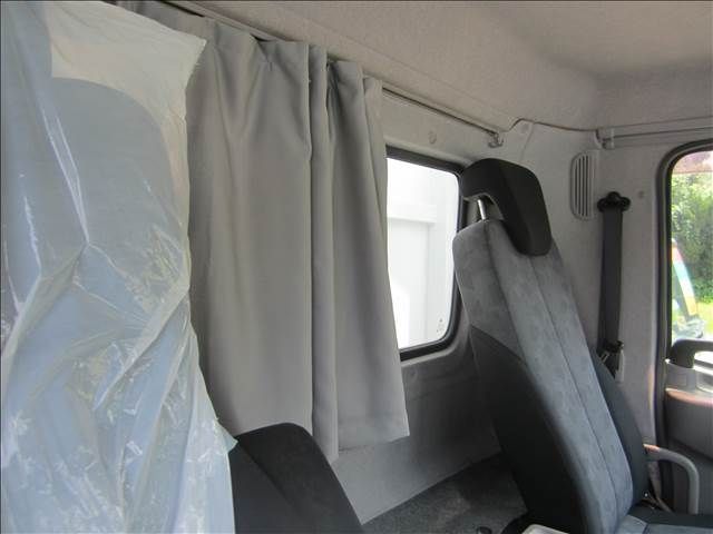 Nissan CONDOR 2012-11 4279-12