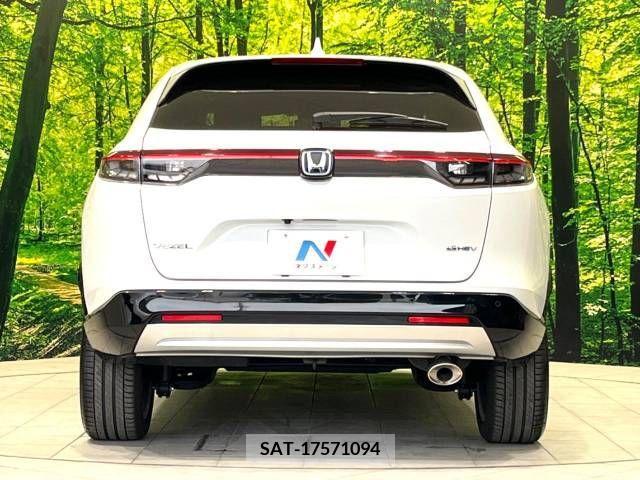Honda VEZEL 2021-11 242575-15