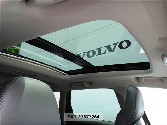Volvo XC60 2016-12 374506-21