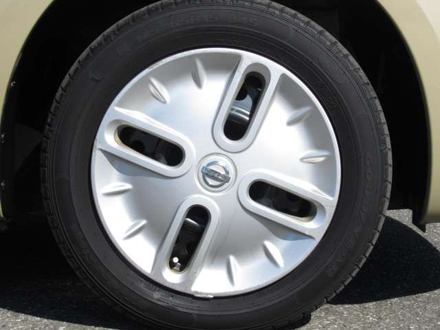 Nissan CUBE 2010-08 1041-11