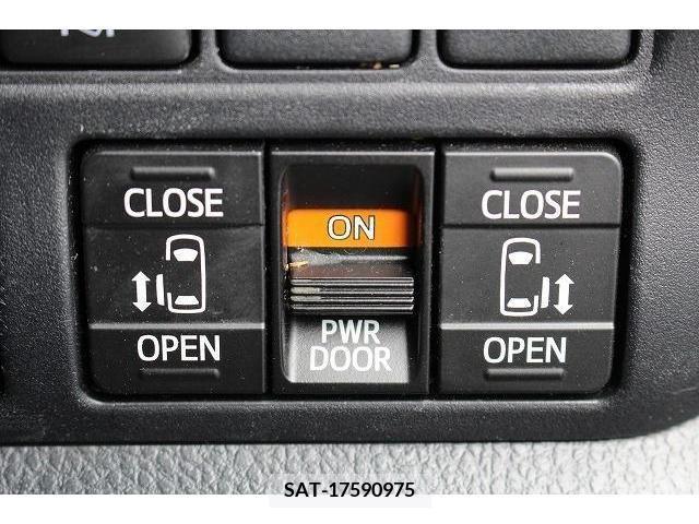Toyota VOXY 2020-11 289095-3