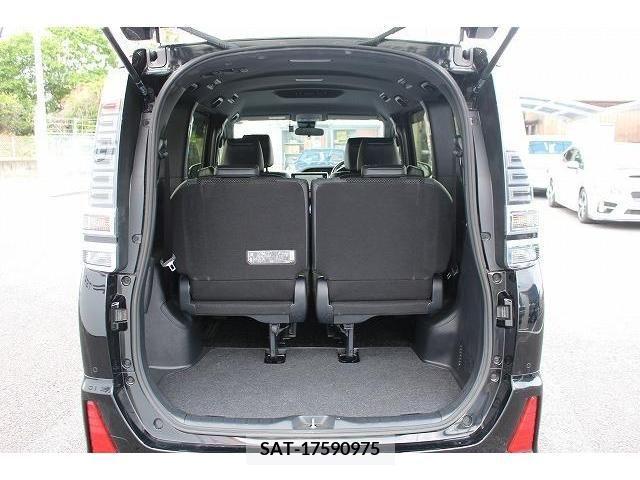 Toyota VOXY 2020-11 289095-17