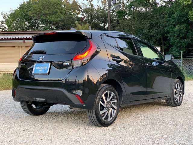 Toyota AQUA 2021-08 12215-2