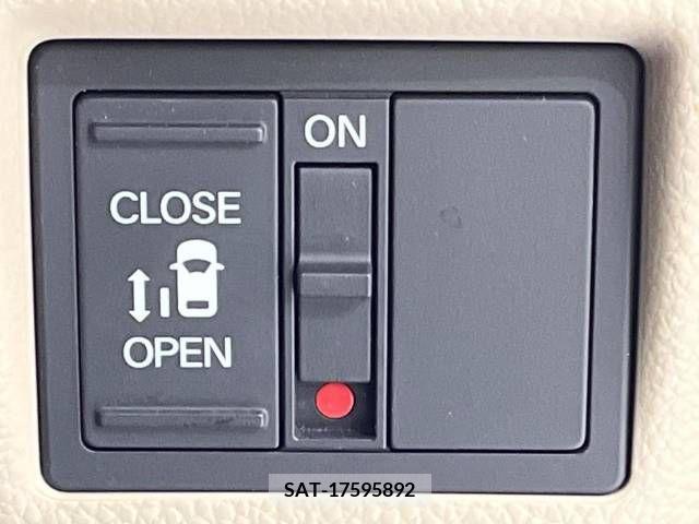 Honda N BOX 2019-08 210806-4