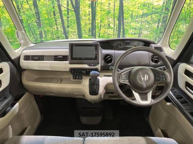Honda N BOX 2019-08 210806-1