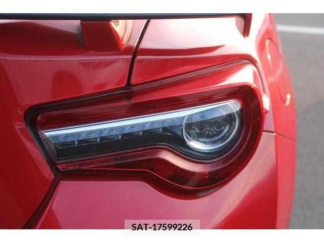 Toyota 86 2017-08 221798-10