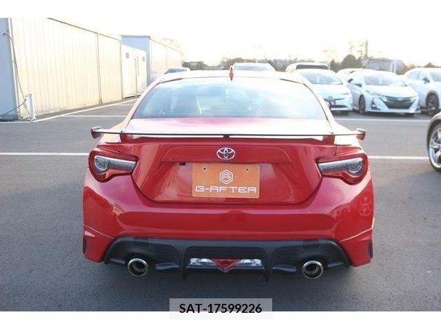 Toyota 86 2017-08 221798-7