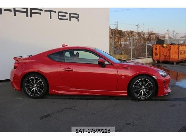 Toyota 86 2017-08 221798-6