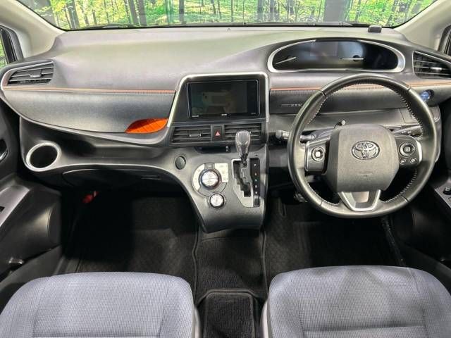 Toyota SIENTA 2017-06 187966-1