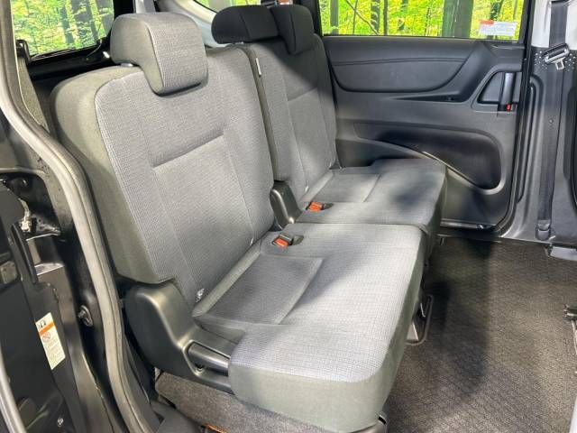 Toyota SIENTA 2017-06 187966-9