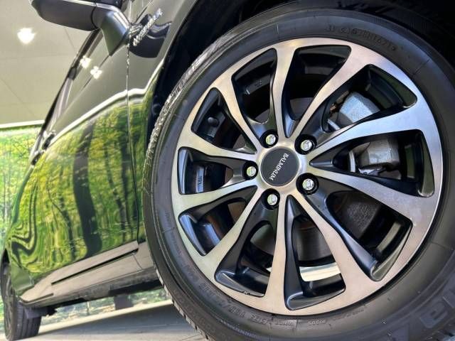 Toyota SIENTA 2017-06 187966-13