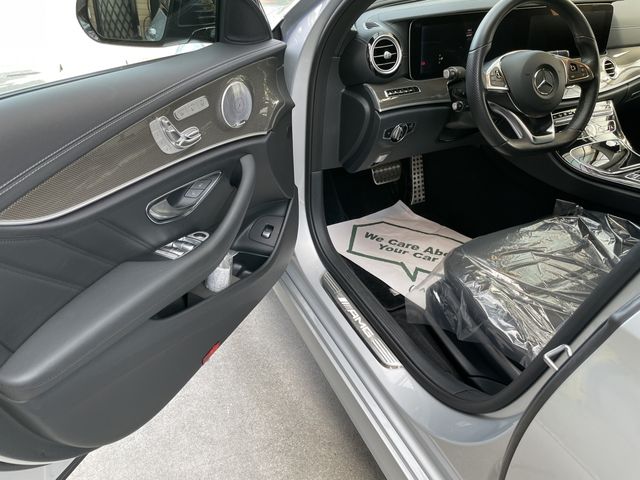 Amg E-CLASS 2018-04 4231-22